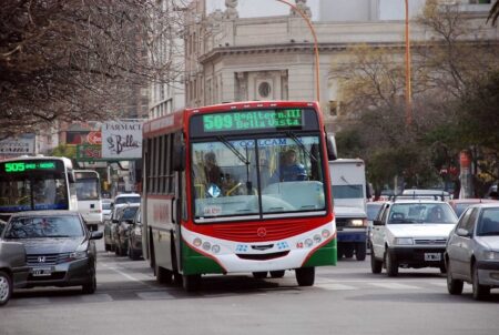 Nuevo aumento del transporte público bahiense: conocé los valores