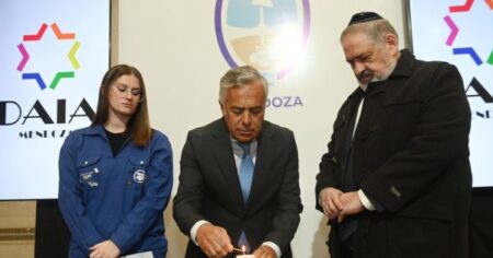A 32 años del atentado a la AMIA, Mendoza renovó su compromiso con la memoria y el reclamo de justicia