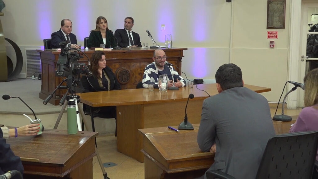 Vecinos de Nueva Harding Green llevaron sus reclamos al HCD a través de la Banca 25