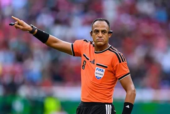 Árbitros confirmados para el partido entre Argentina e Inglaterra