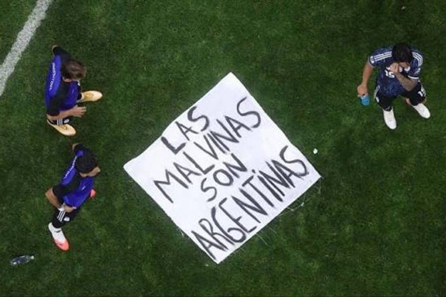 Las sanciones que podría recibir la Selección argentina por la bandera de las Islas Malvinas